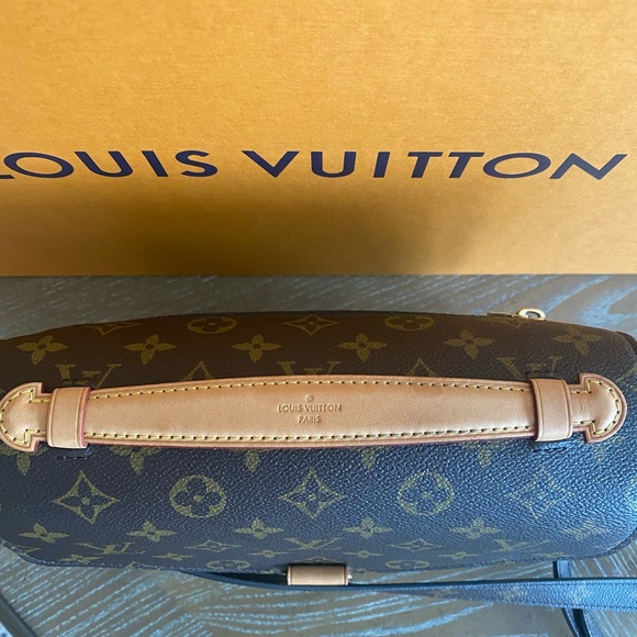 ⭐️Make An Offer!⭐️ Louis Vuitton Pochette Métis in Monogram - Picture 2 of 10